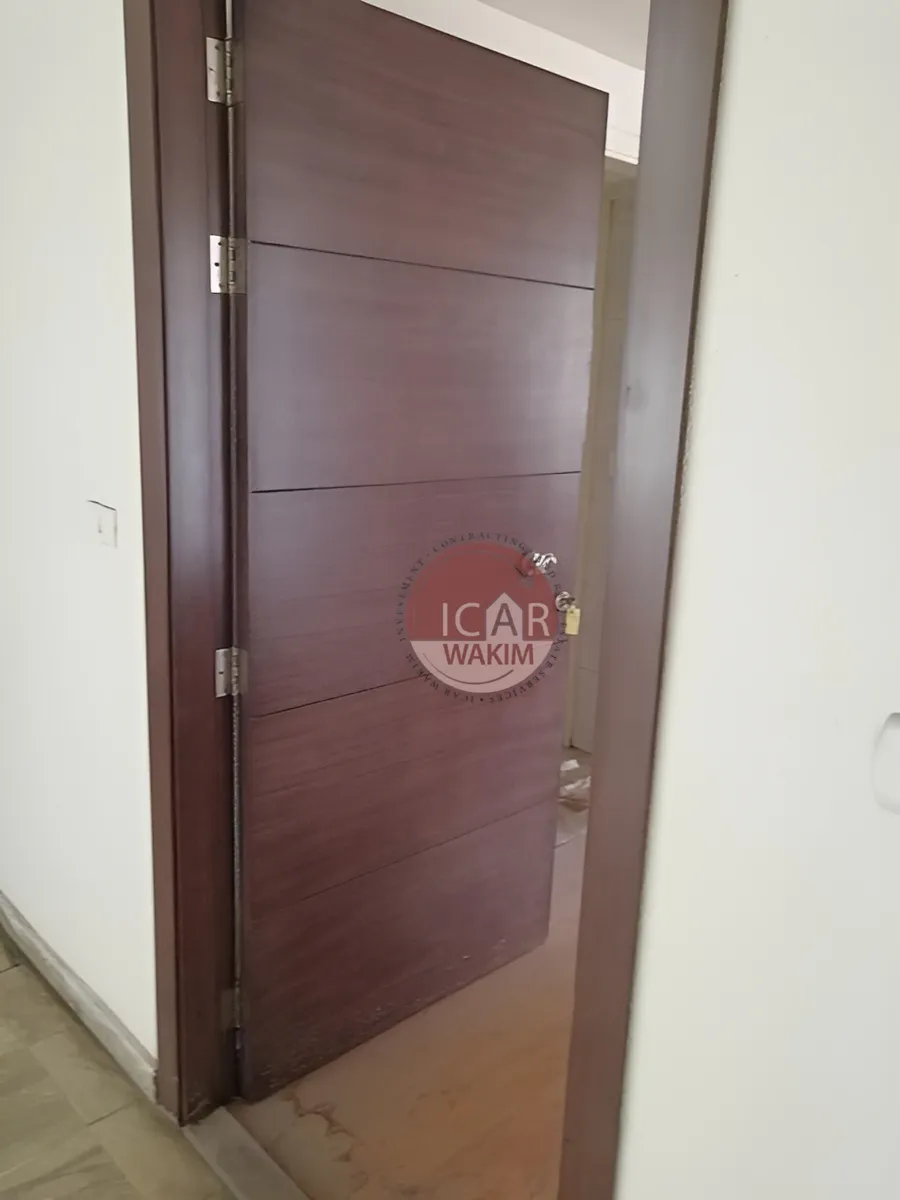 Office for Sale in Dekwaneh