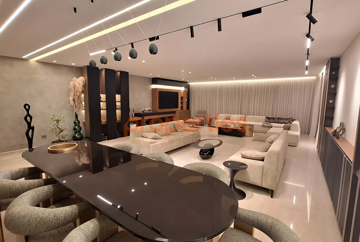 Apartment for Sale in Yarzeh - 3 bed, 5 bath