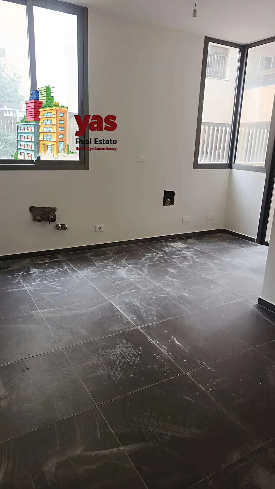 Apartment for Sale in Mazraat Yachou - 3 bed, 3 bath