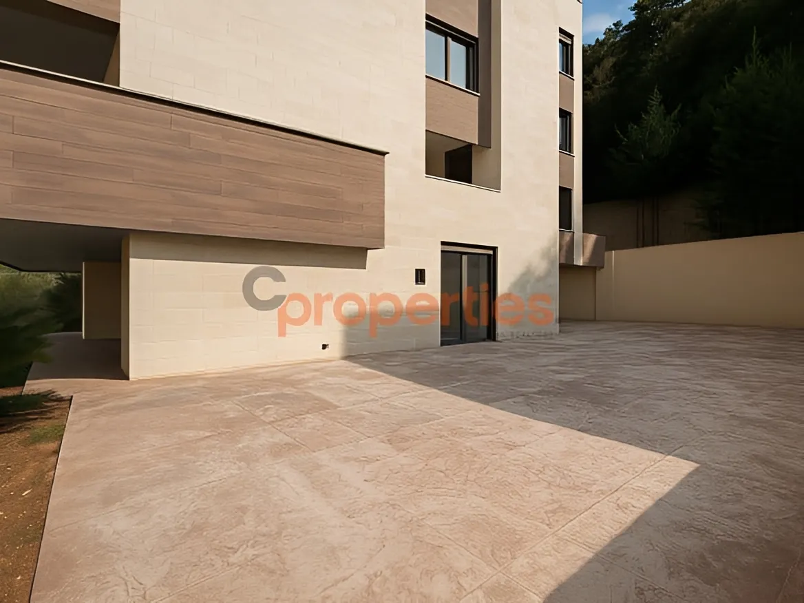 Apartment for Sale in Kfar Hbab