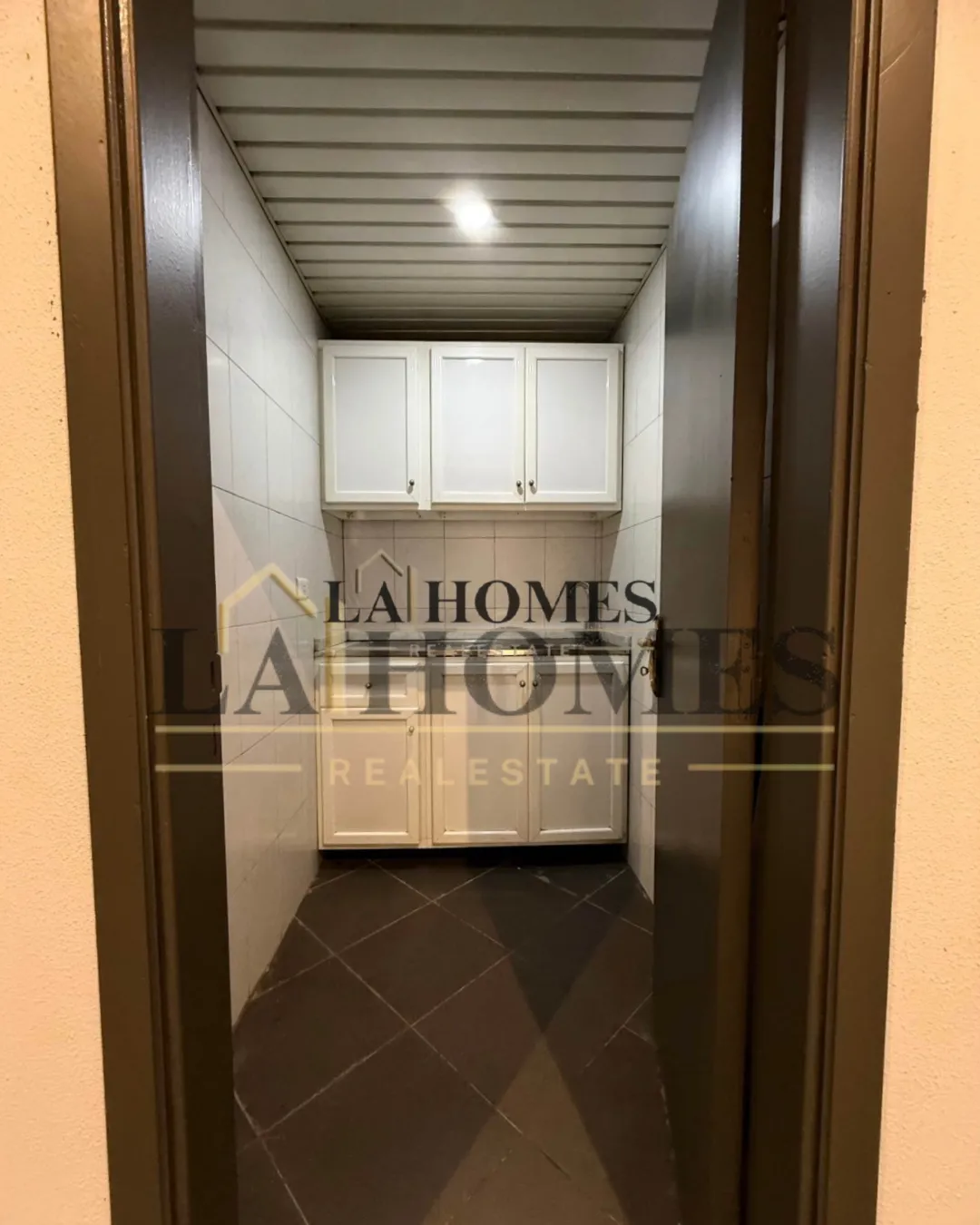 Office for rent in Zalqa, lebanon