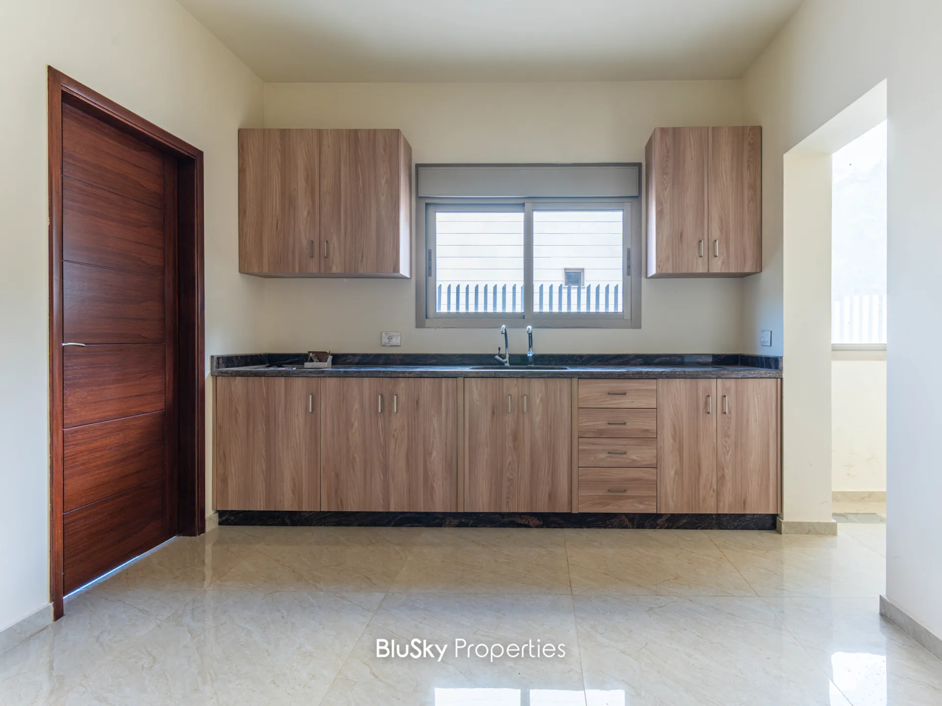 Apartment for sale in Qornet el hamra, lebanon