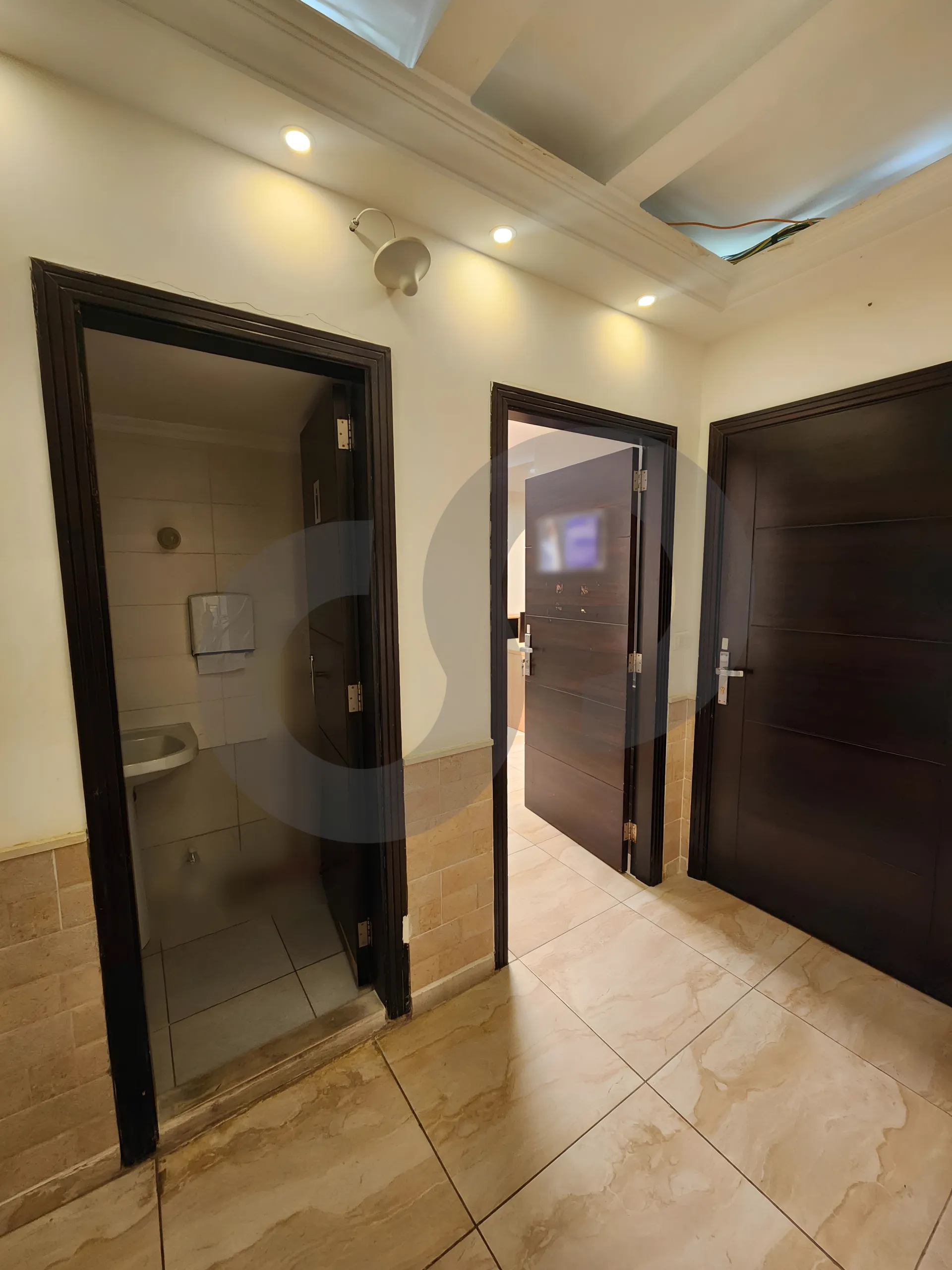 Commercial Property for Rent in Khalde