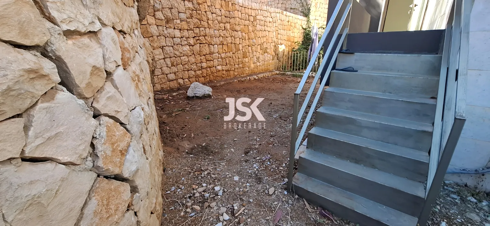Apartment for Sale in Bsalim