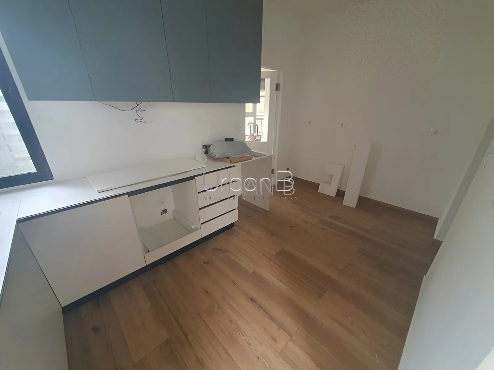 Apartment for sale in Ain El Tineh, Beirut, Lebanon - 3 bed, 3.5 bath