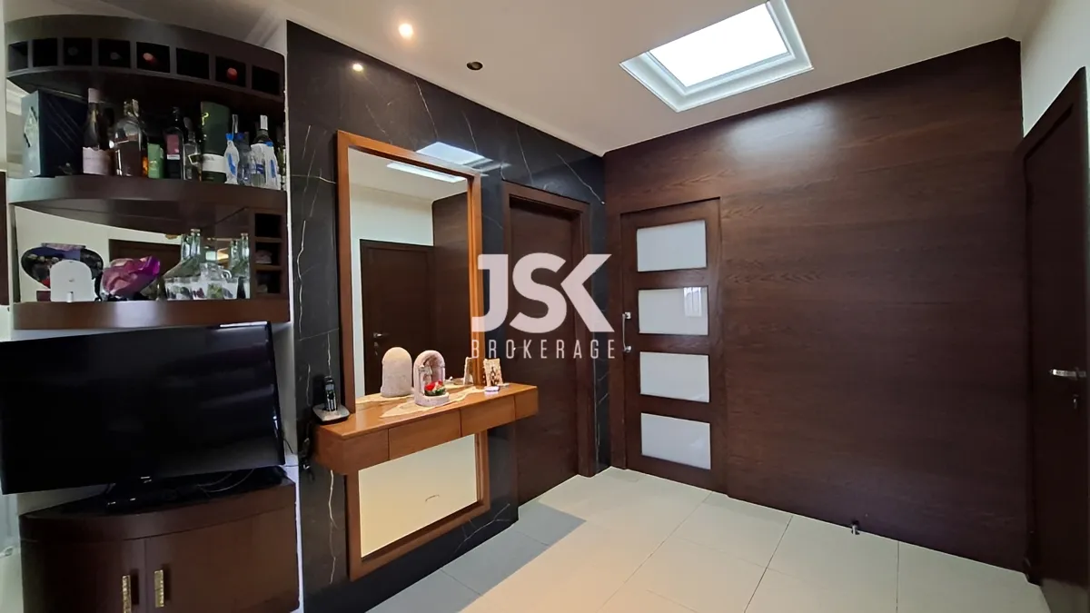 Apartment for Sale in Halat, Lebanon - 3 bed, 2 bath