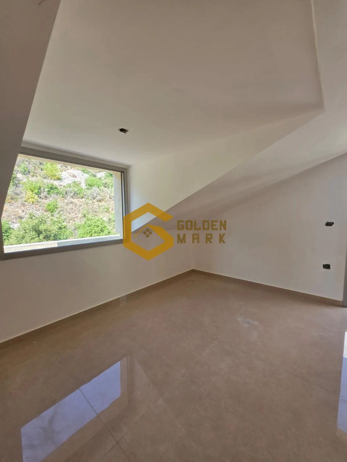 Apartment for Sale in Blat