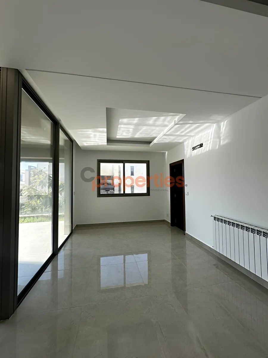 Apartment for Sale in Aamchit - 4 bed, 4 bath