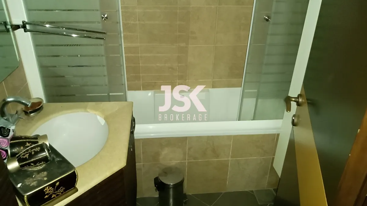 Apartment for Rent in Aaoukar, Lebanon