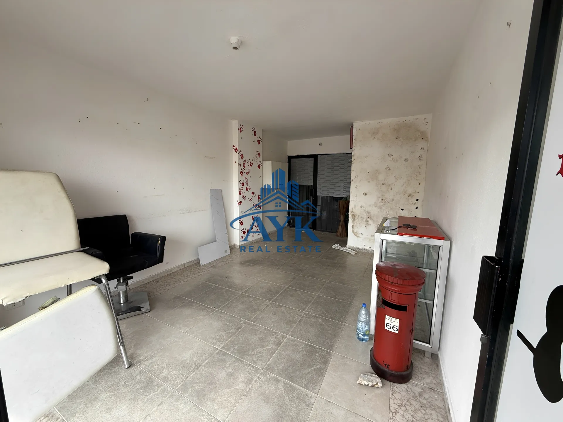 Shop for sale in New rawda, beirut, lebanon