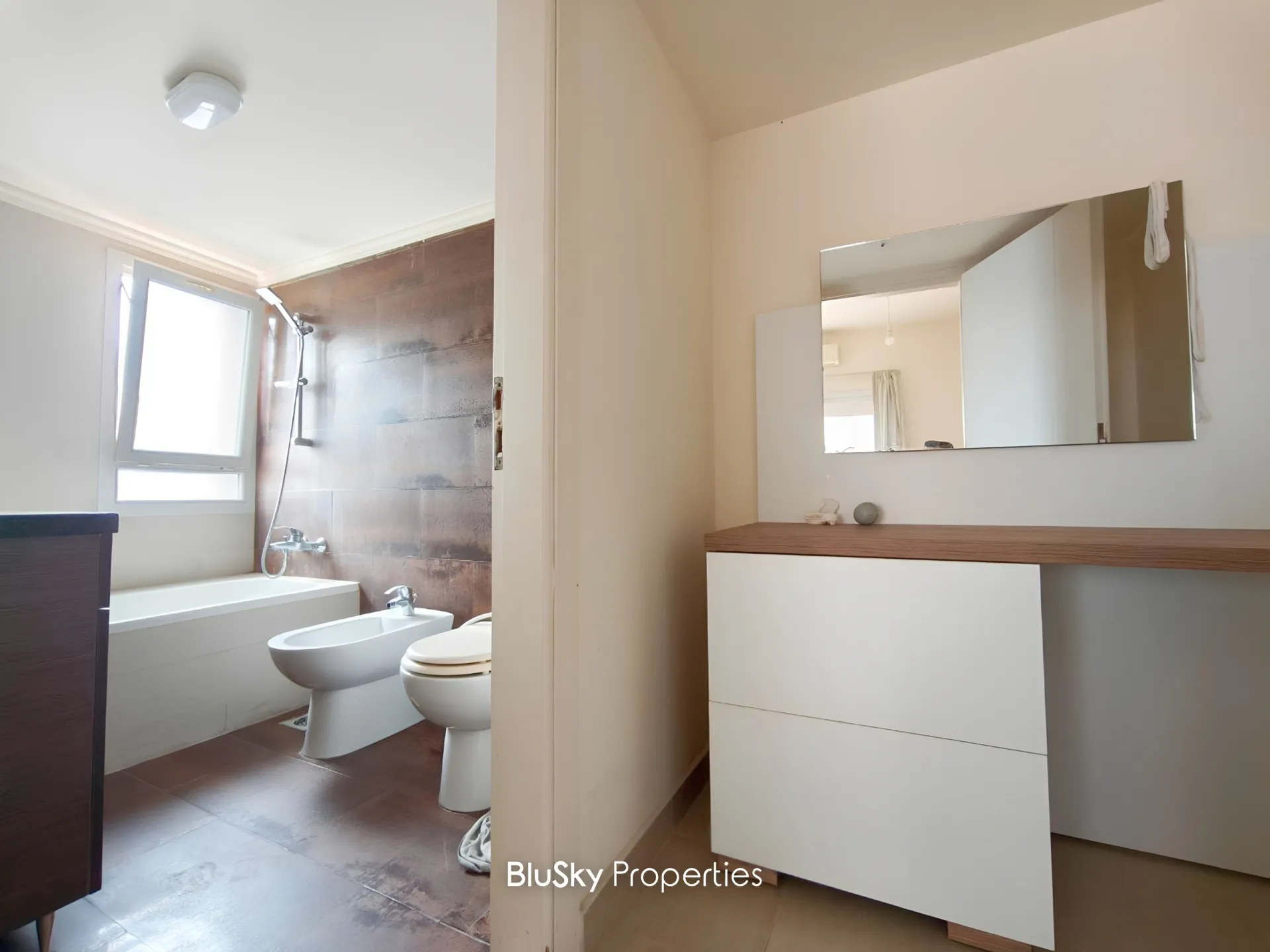Apartment for rent in Adma w dafnah, lebanon