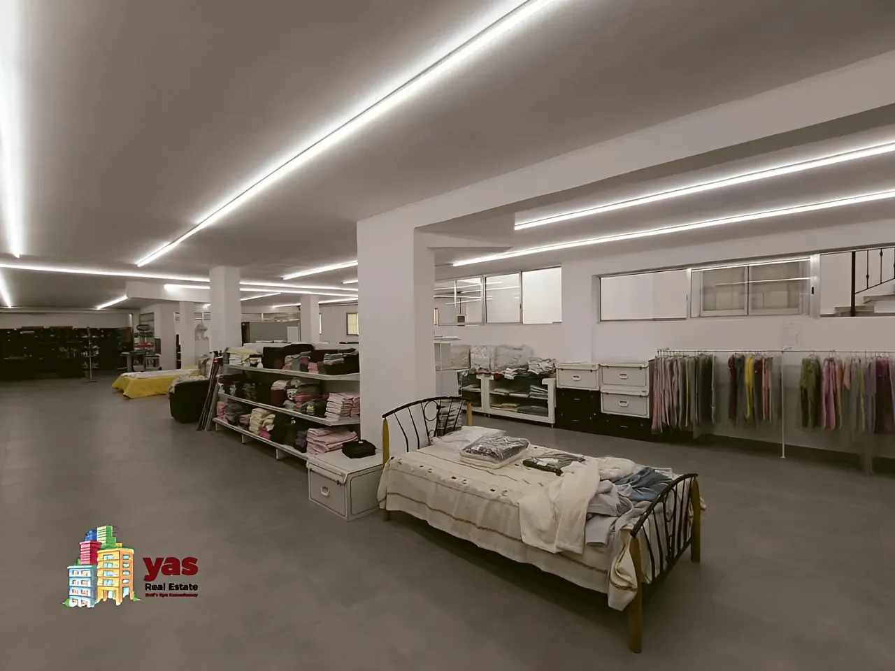 Showroom for Sale in Hazmieh