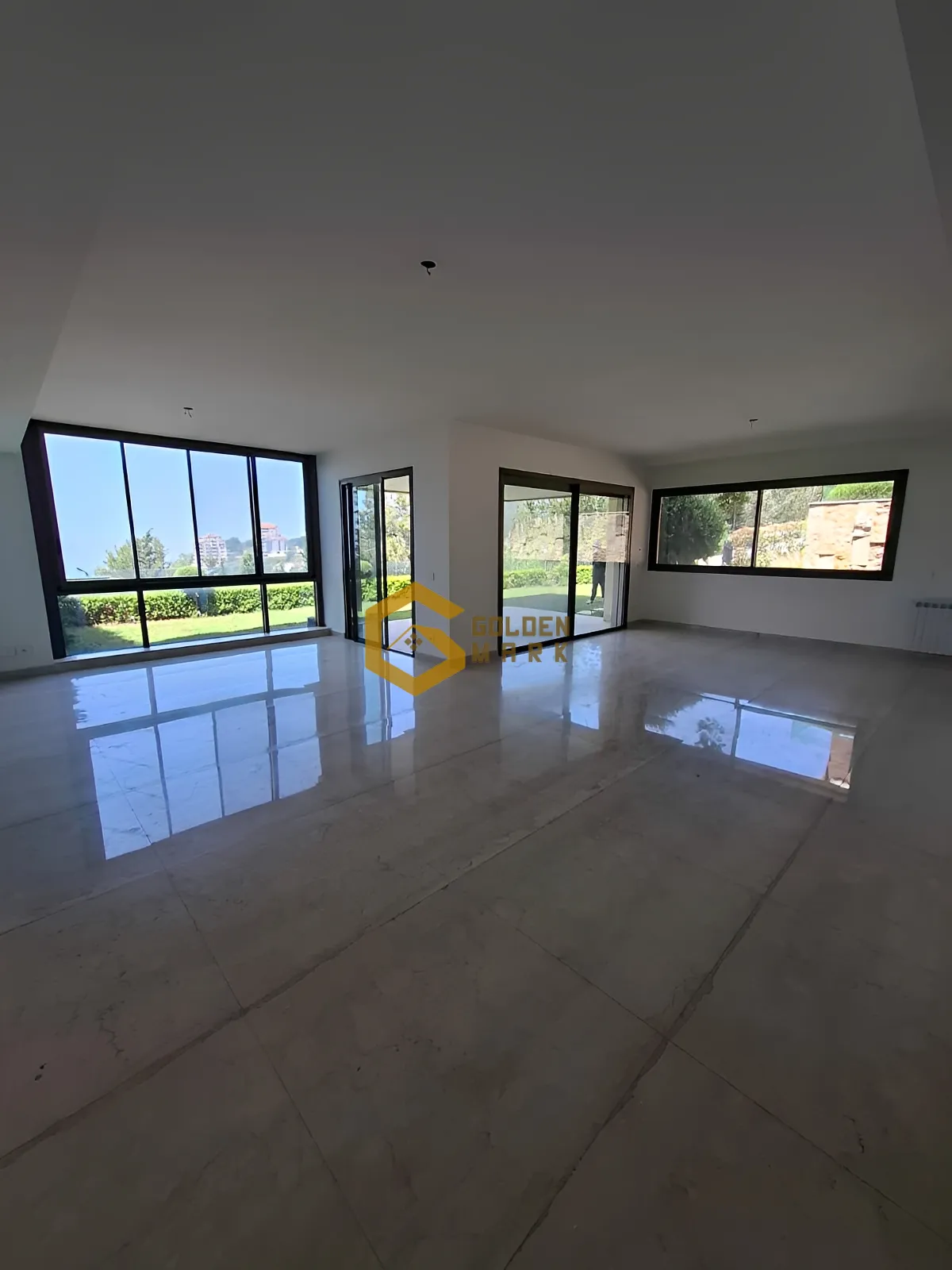 Apartment for Sale in Fatqa - 3 bed, 4 bath