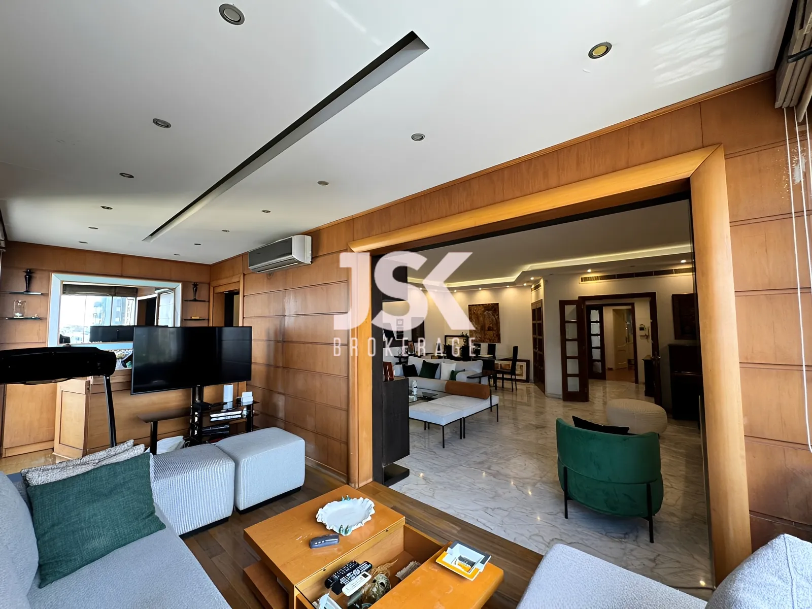Apartment for Sale in Ras Beirut
