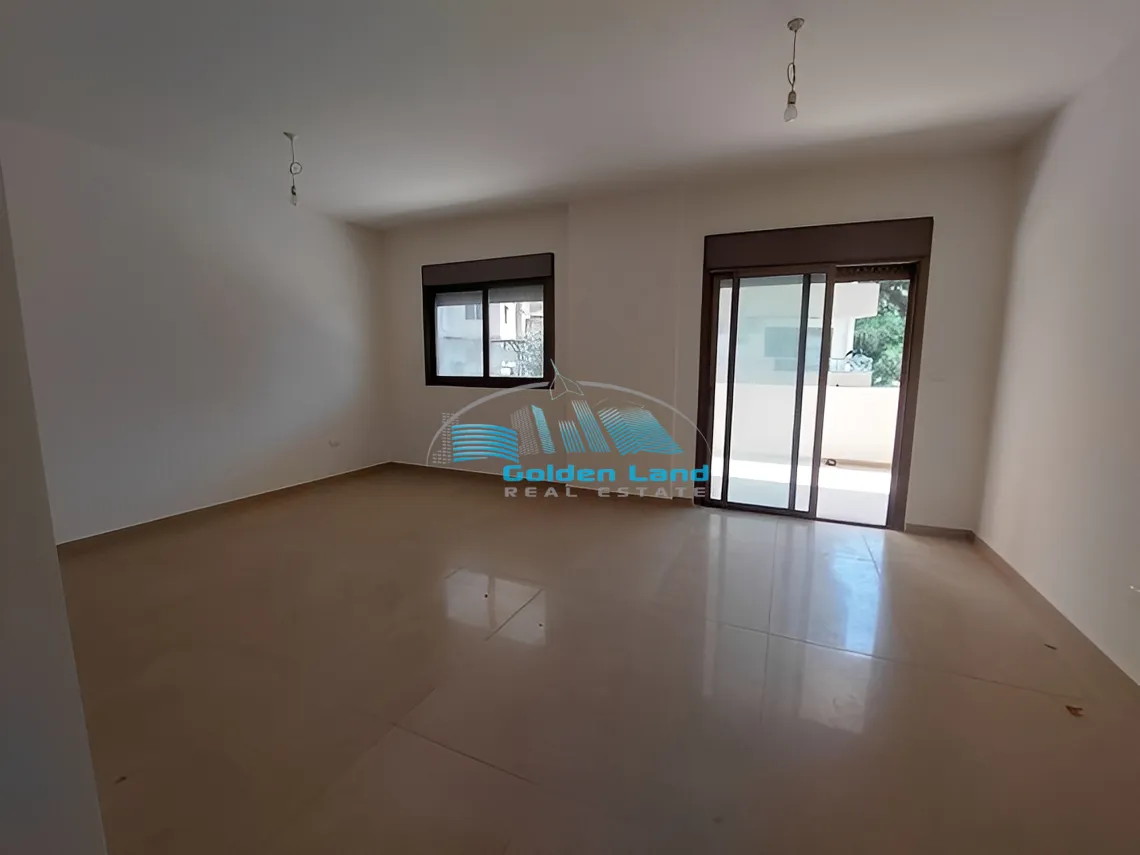Apartment for Sale in Naqqache, Lebanon - 3 bed, 2 bath