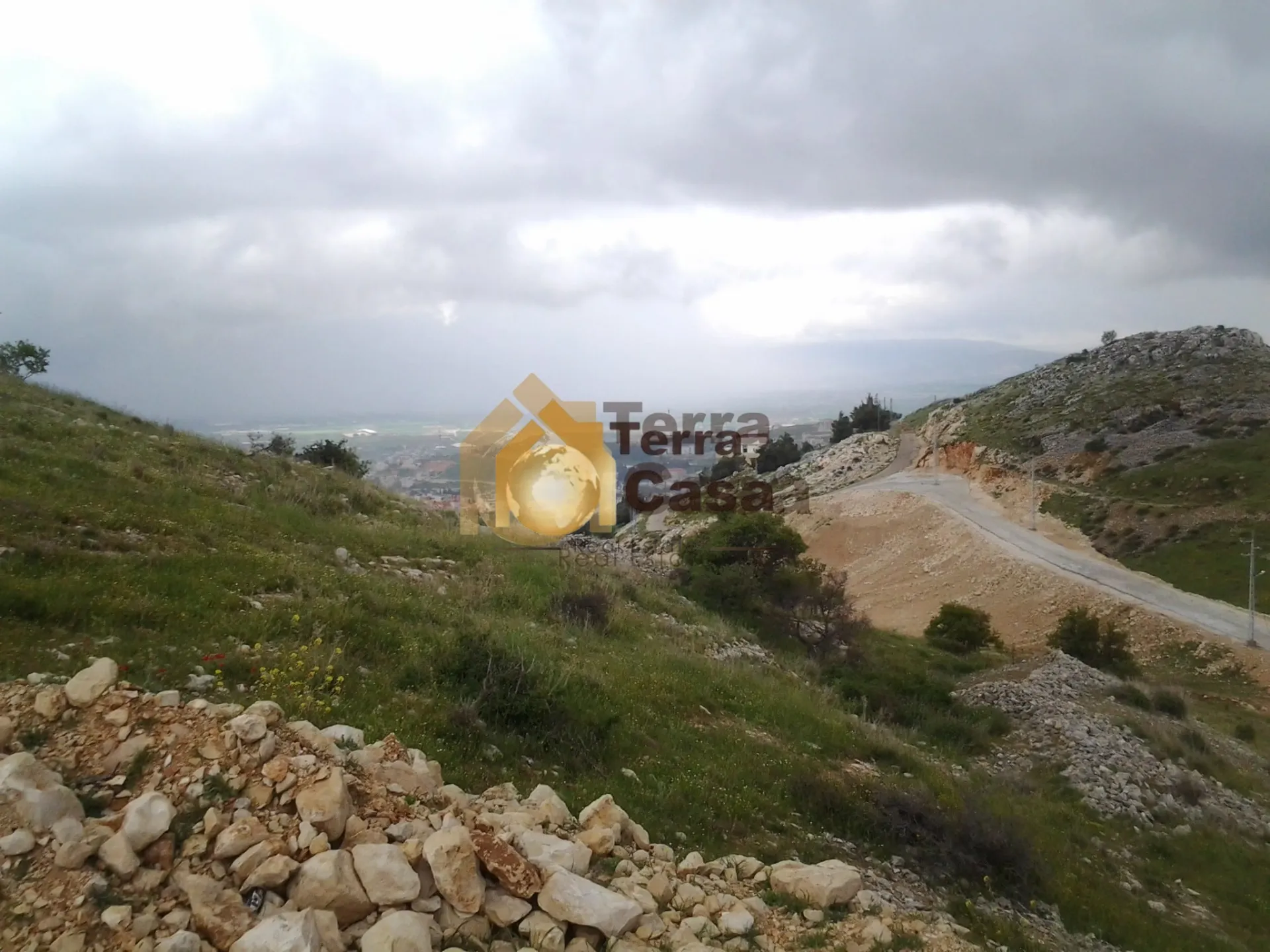 Land for sale in Wadi el Arayesh Overlooking Zahle, Lebanon