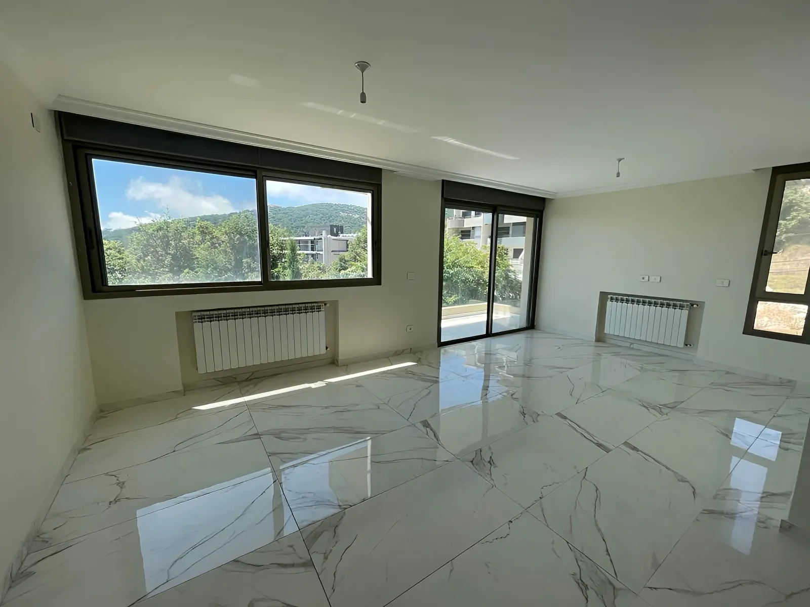 Apartment for Sale in Mar Moussa