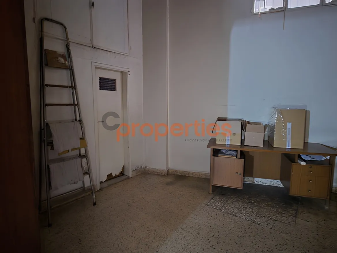 Shop for Sale in Forn El Chebbak