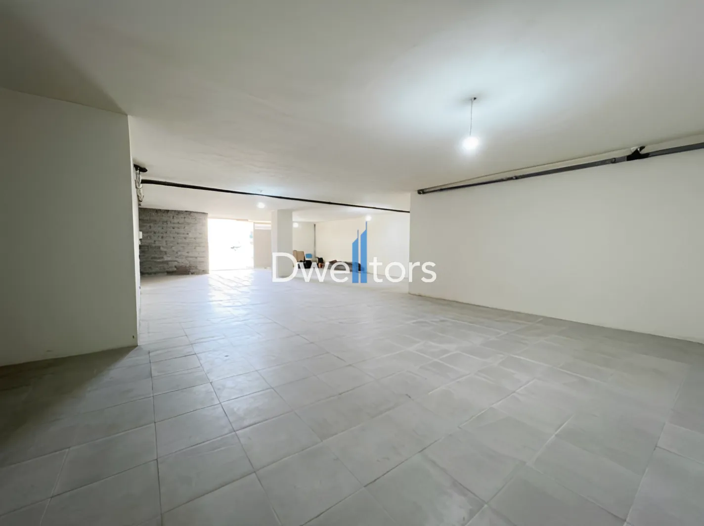 Warehouse for sale in Jdeideh