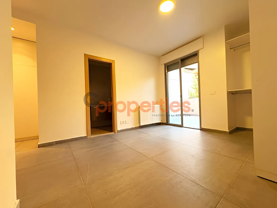 Apartment for Rent in Louaizeh