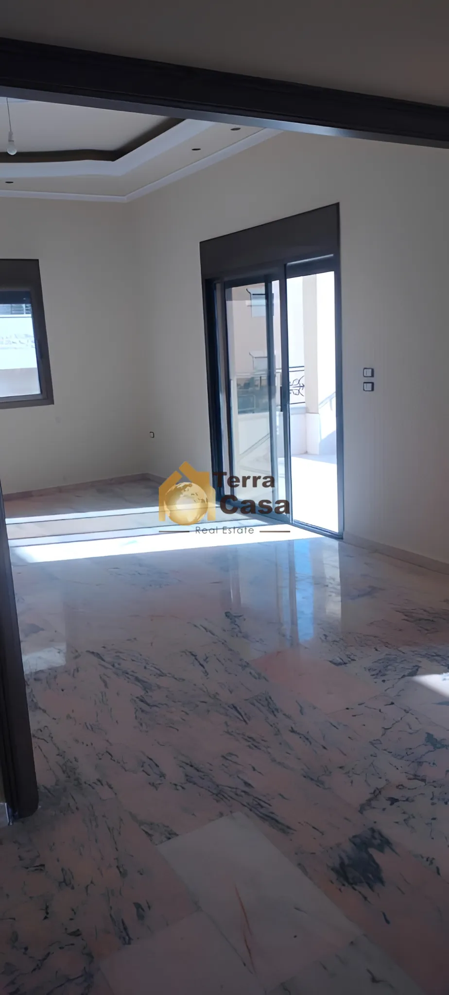 Apartment for Sale in Karak 3 Bedrooms - 3 bed, 3 bath
