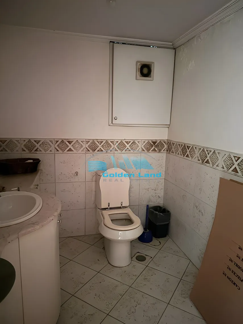 Office for rent in Bsalim