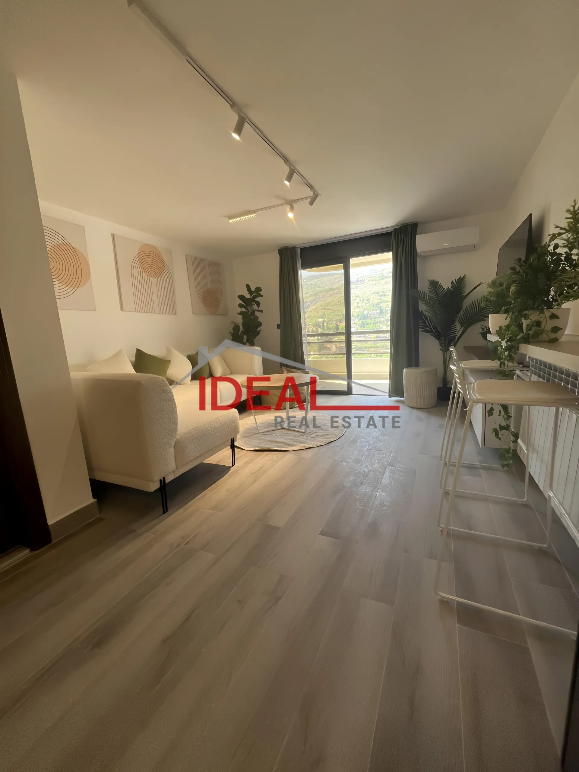 Chalet for sale in Faraya, Lebanon - 1 bed, 2 bath