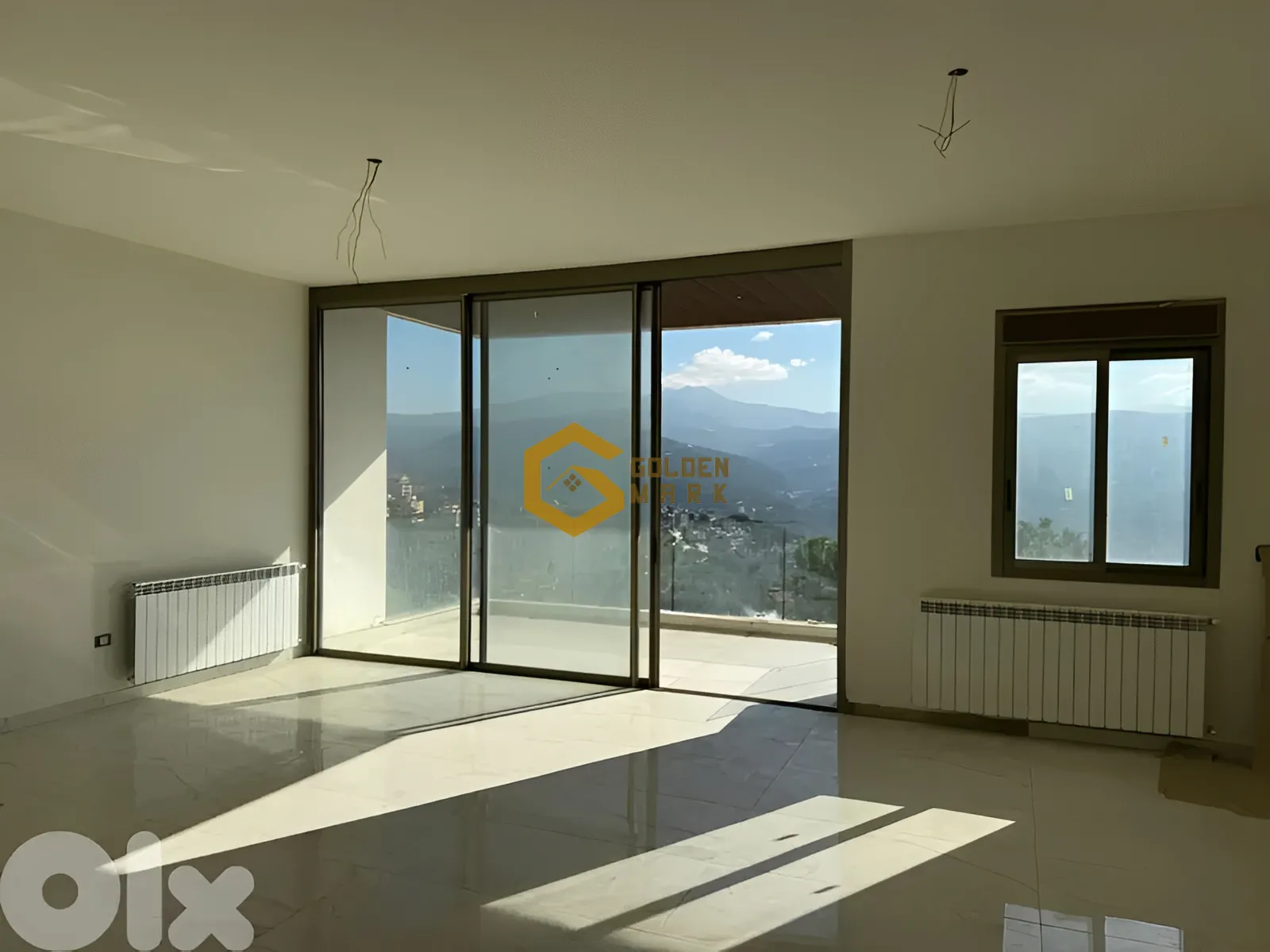Apartment for Sale in Broummana - 3 bed, 4 bath