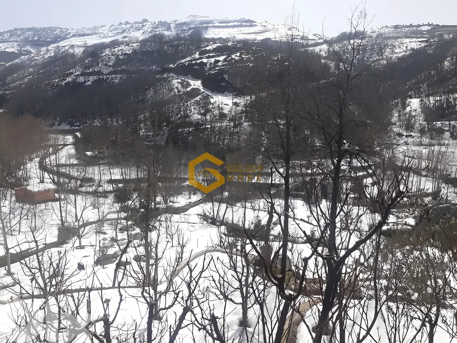 Land for Sale in Kfardebian