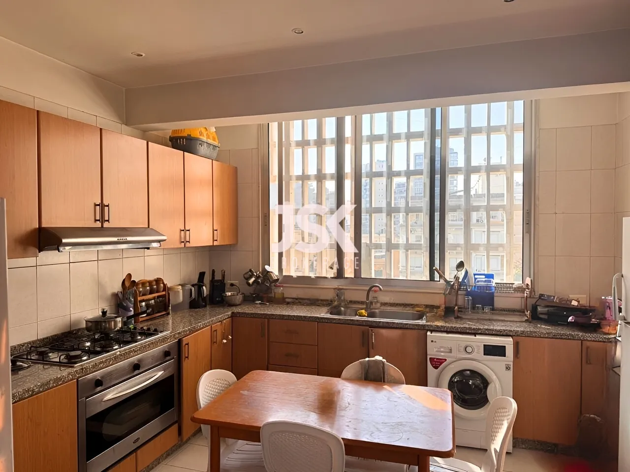 Apartment for Sale in Badaro - 3 bed, 2 bath