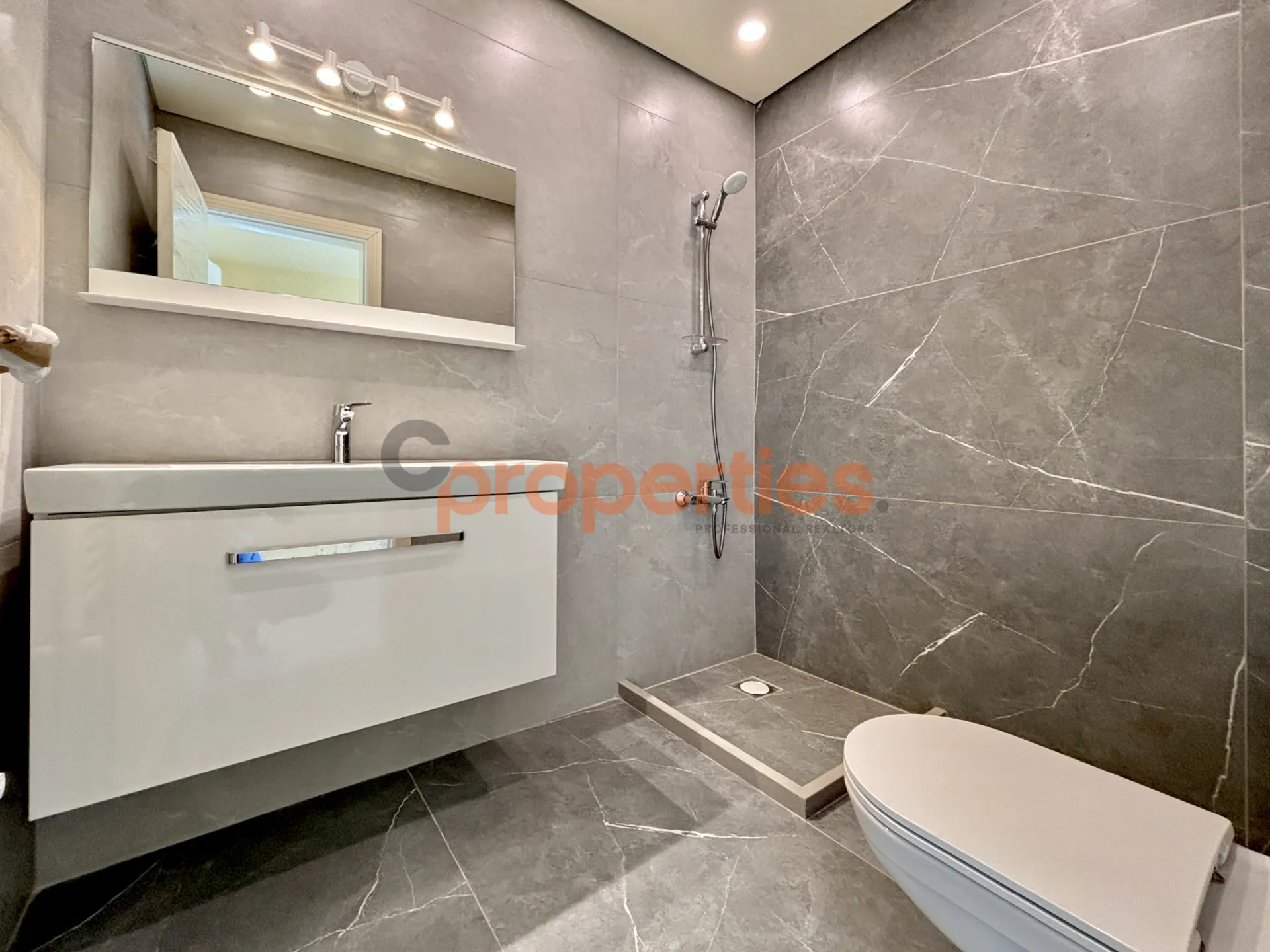 Apartment for Sale in Jouret El Ballout