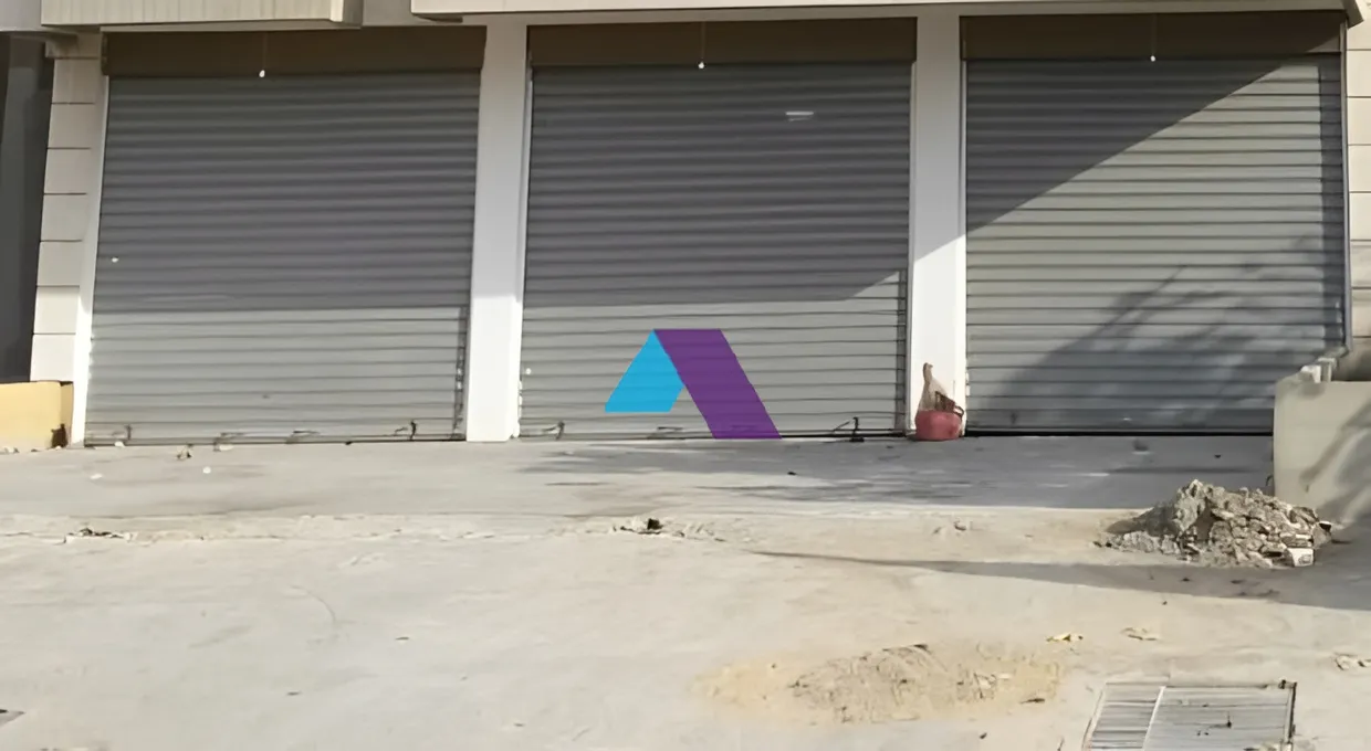 Shop for Sale in Zouk Mikael