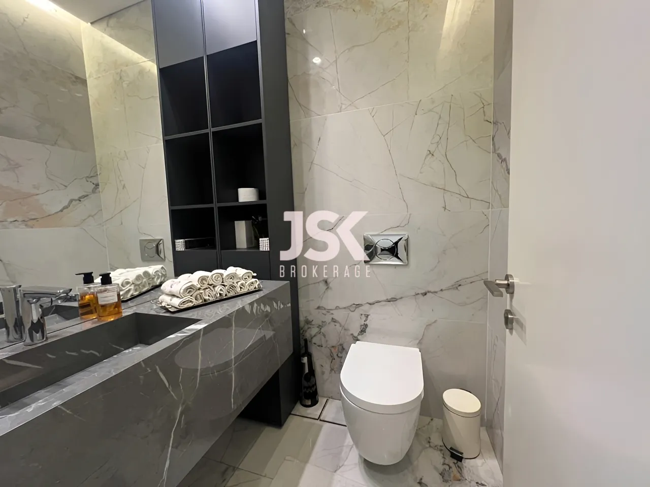 Apartment for Sale in Gemmayzeh