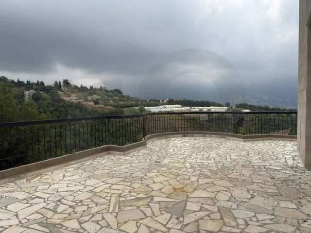 Apartment for Rent in Ajaltoun