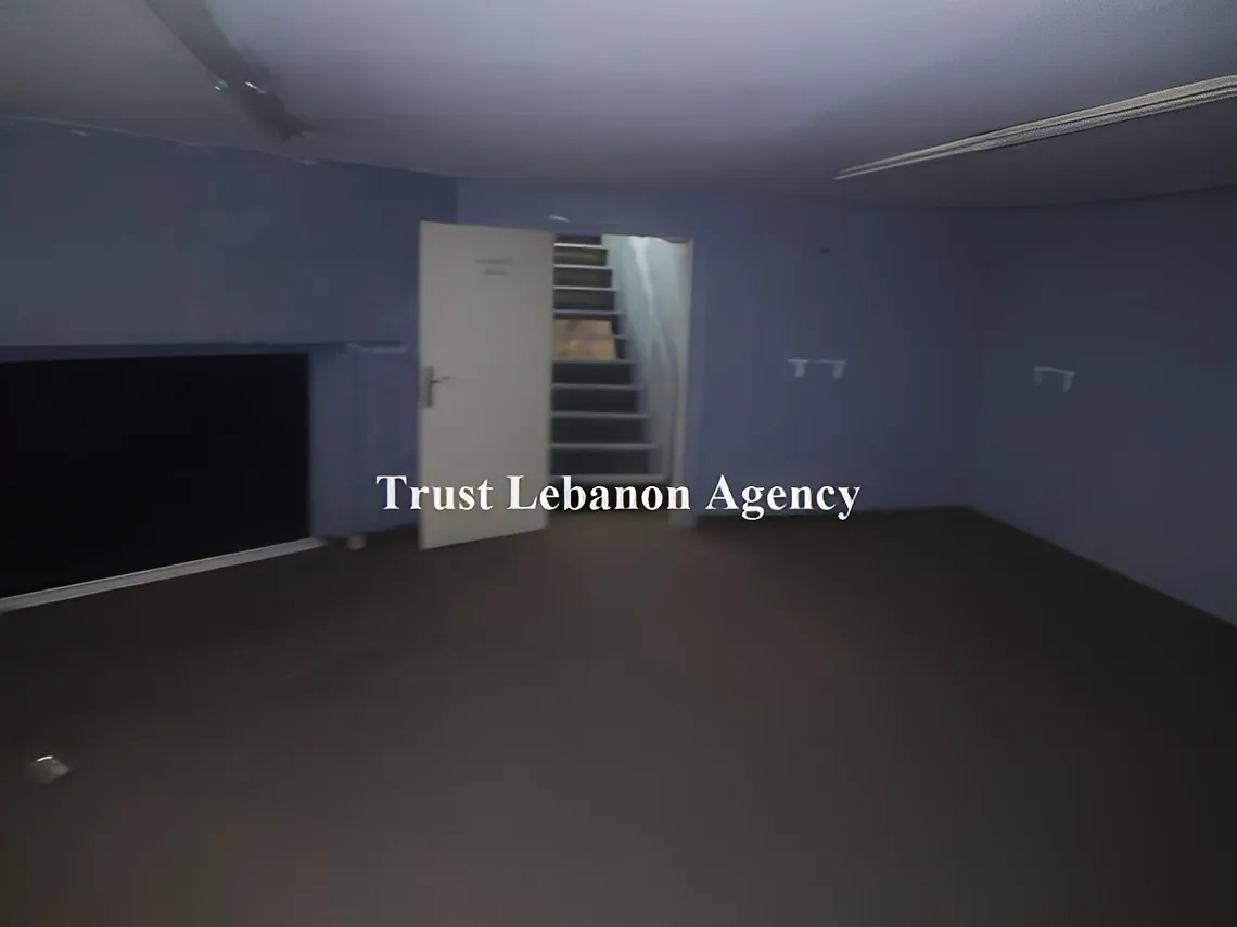 Office for sale in Metn, Dekweneh
