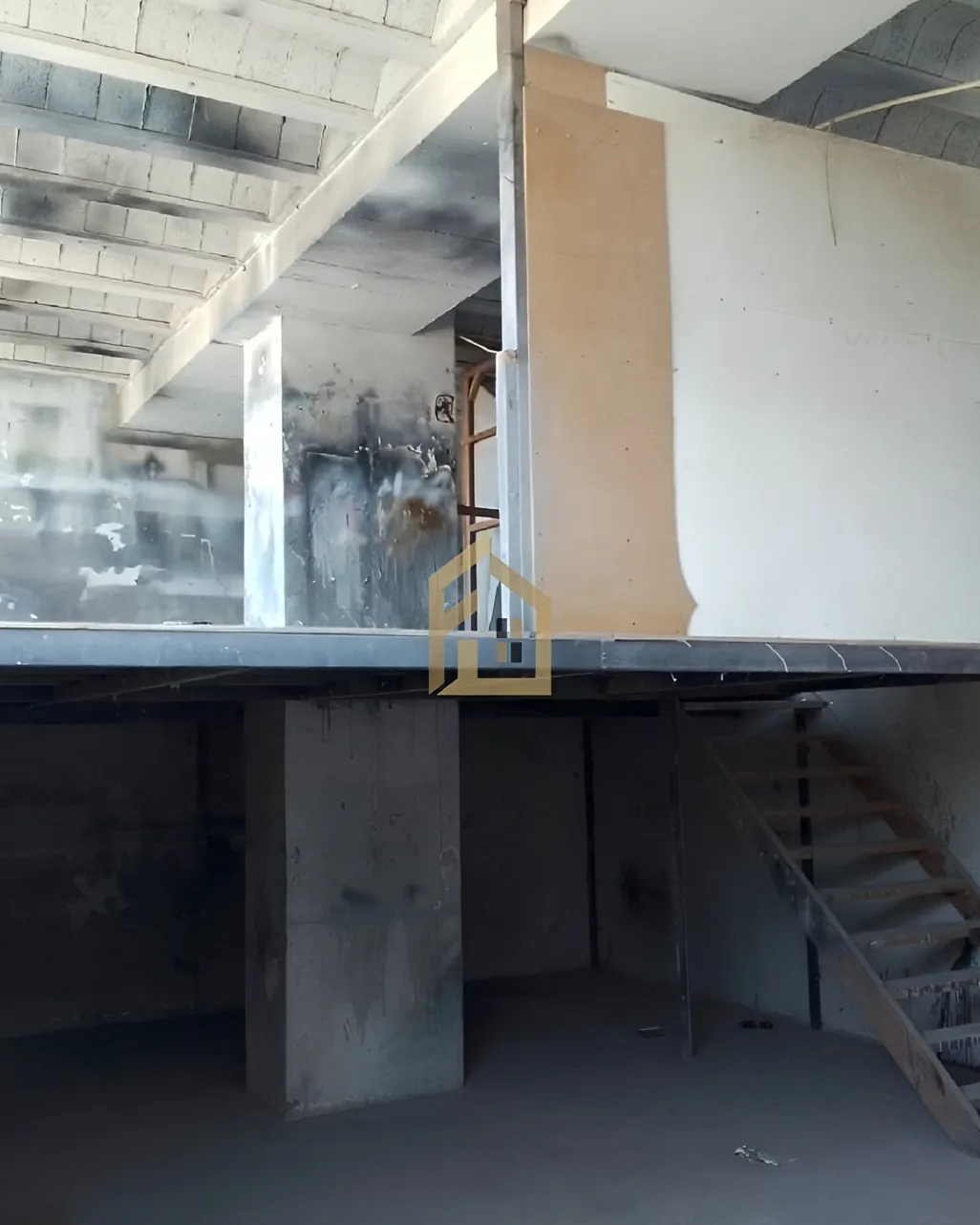 Warehouse for sale in Zalqa, Lebanon