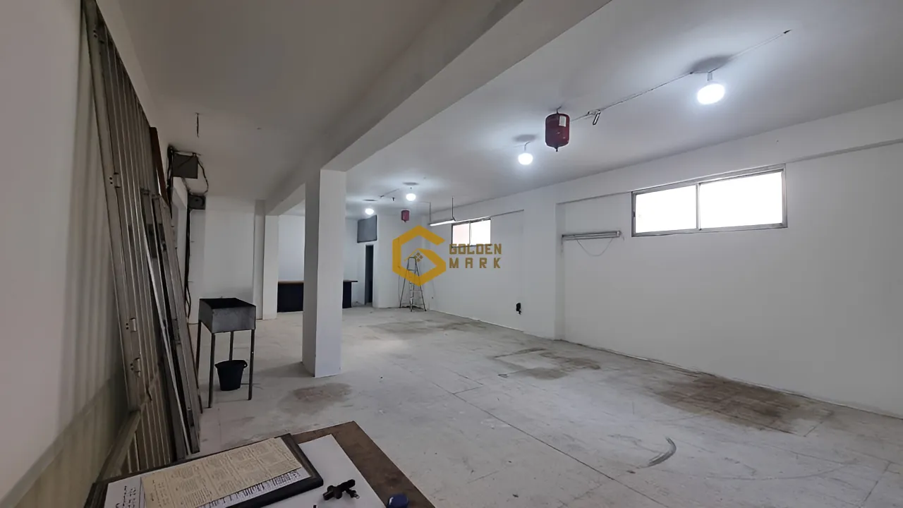 Warehouse for rent in Mazraat Yachoua