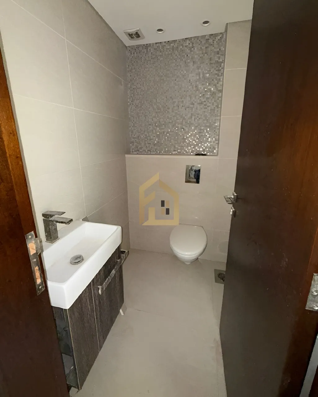 Apartment for sale in Rabweh, Bayrut, Lebanon - 3 bed, 3 bath