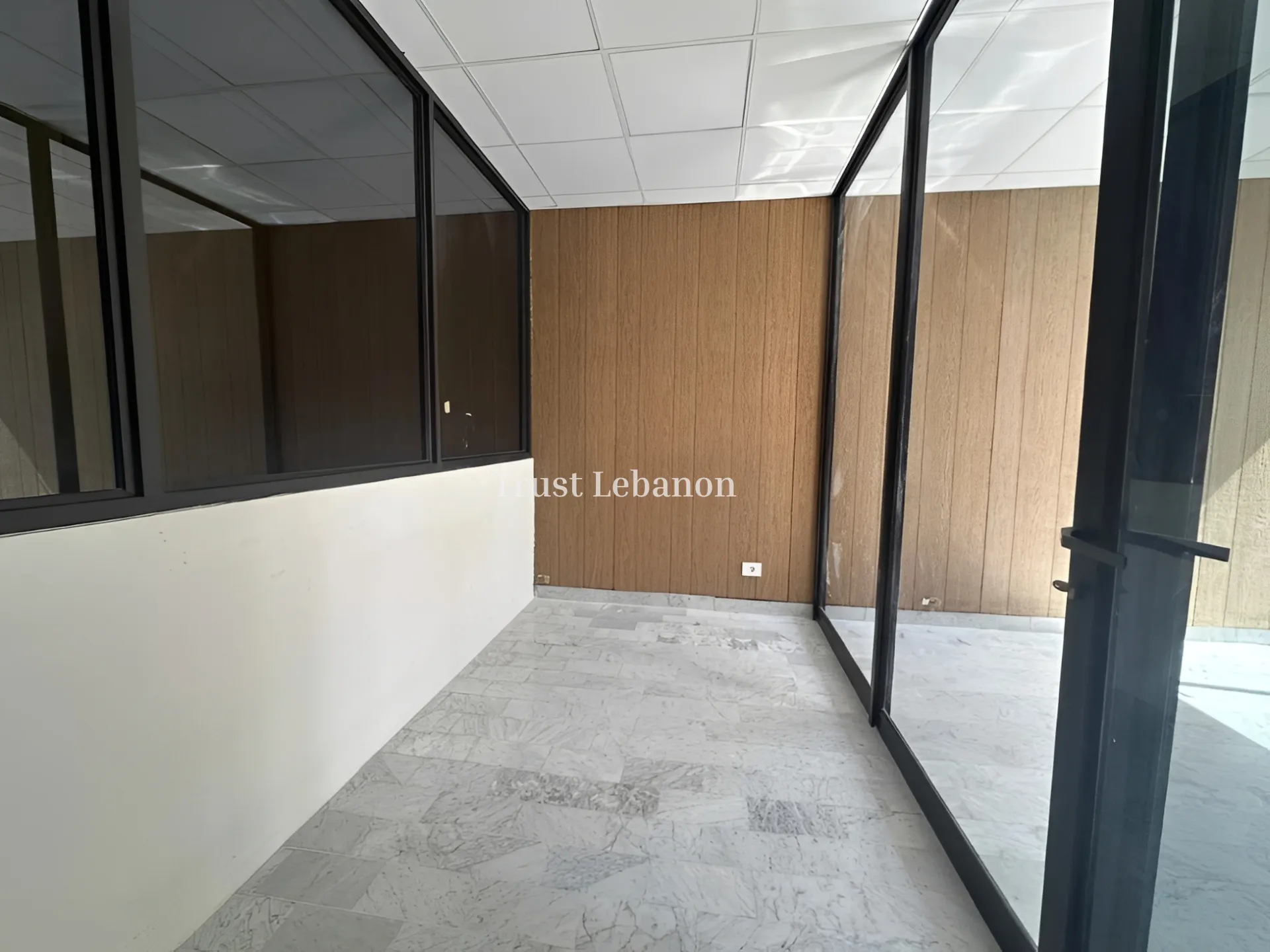 Office for rent in Jal El Dib, Lebanon