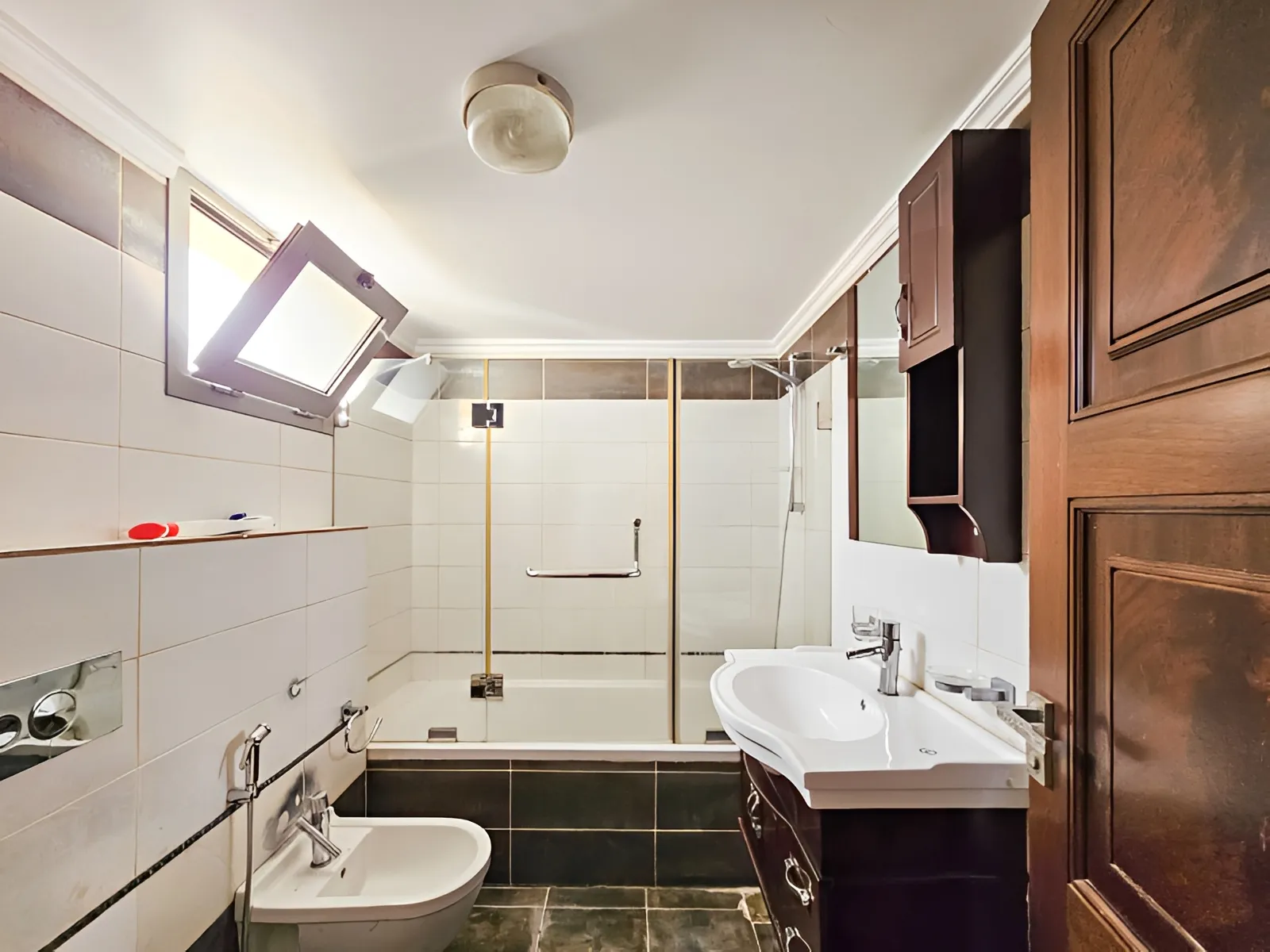 Apartment for Rent in Kraytem