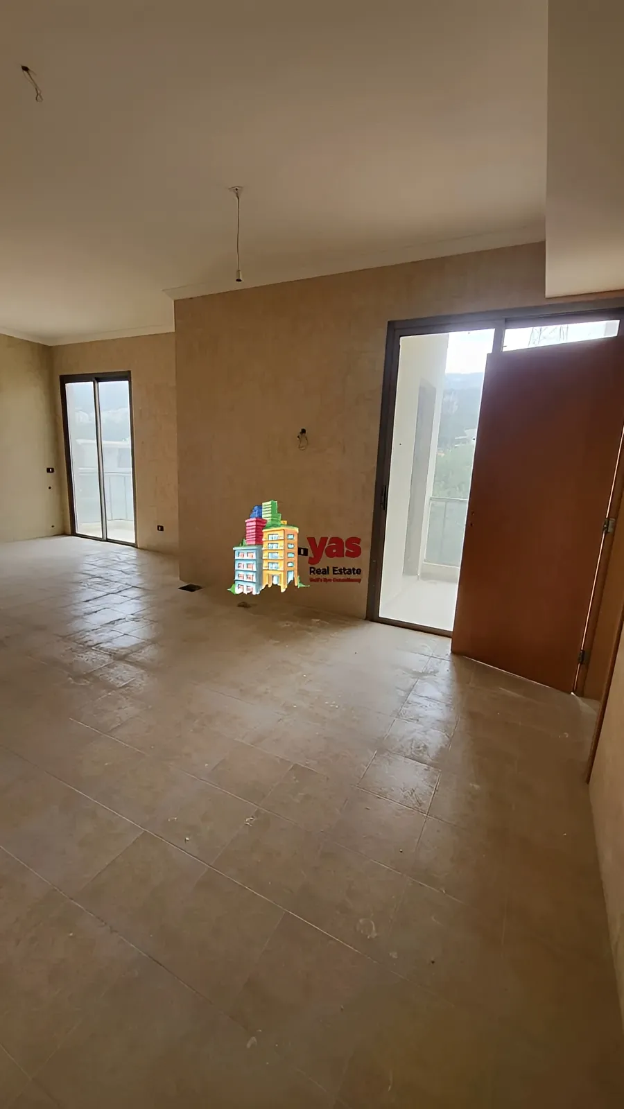 Apartment for Sale in Cornet Chahwan