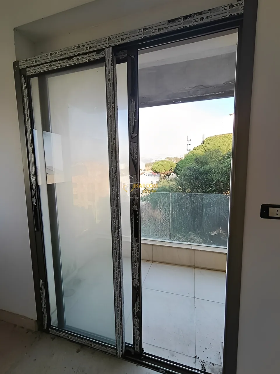 Apartment for Sale in Awkar