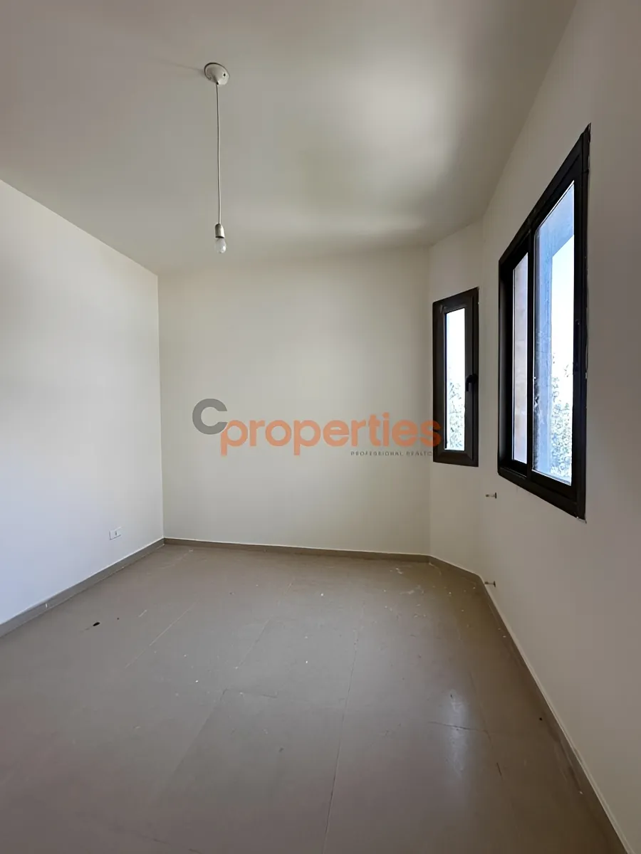 Apartment for Sale in Aamchit
