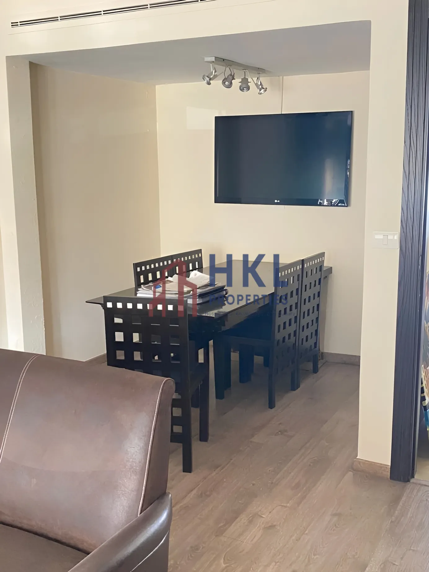 Office for sale in Sin El Fil
