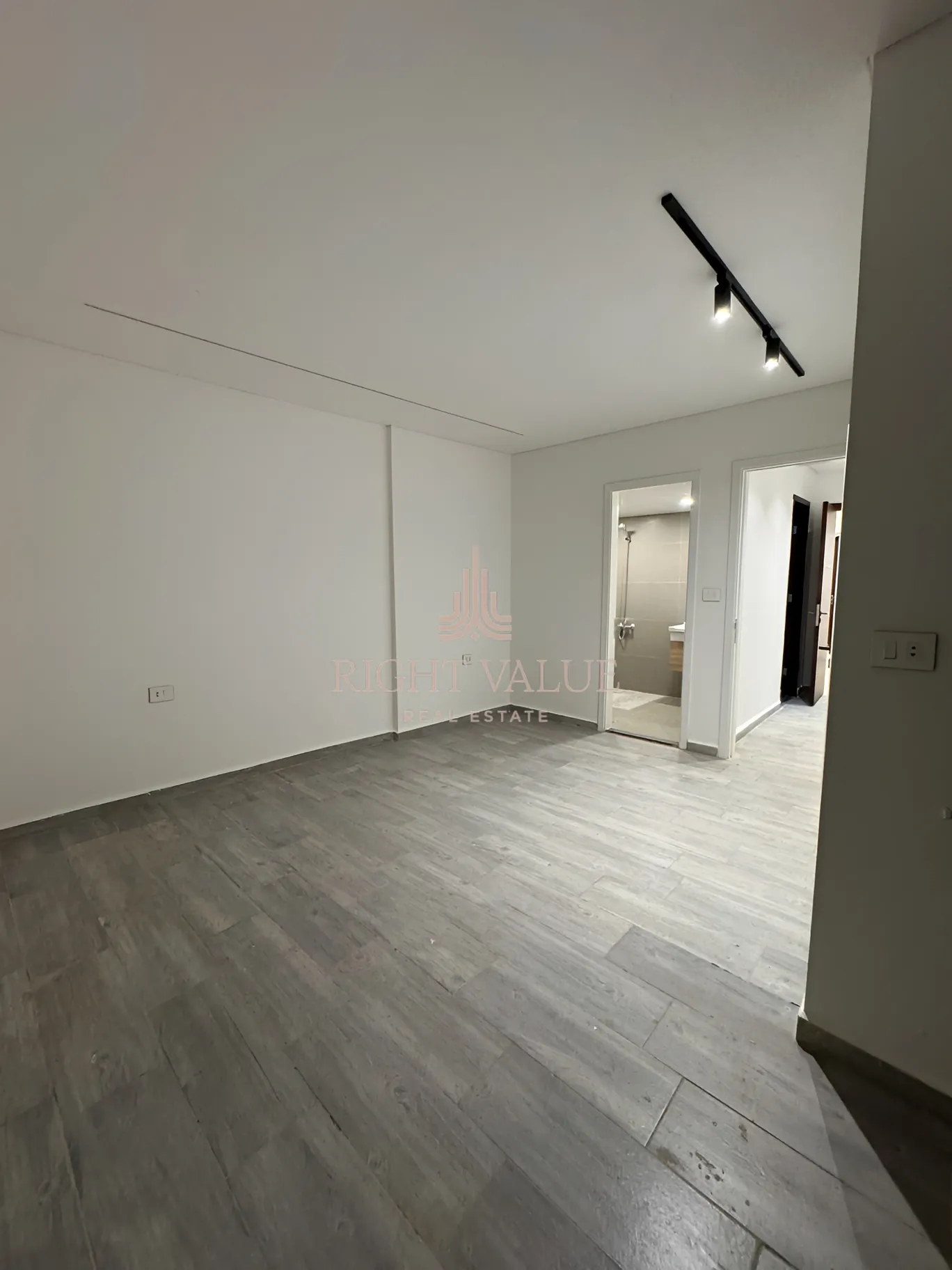 Apartment for sale in Zikrit, Lebanon
