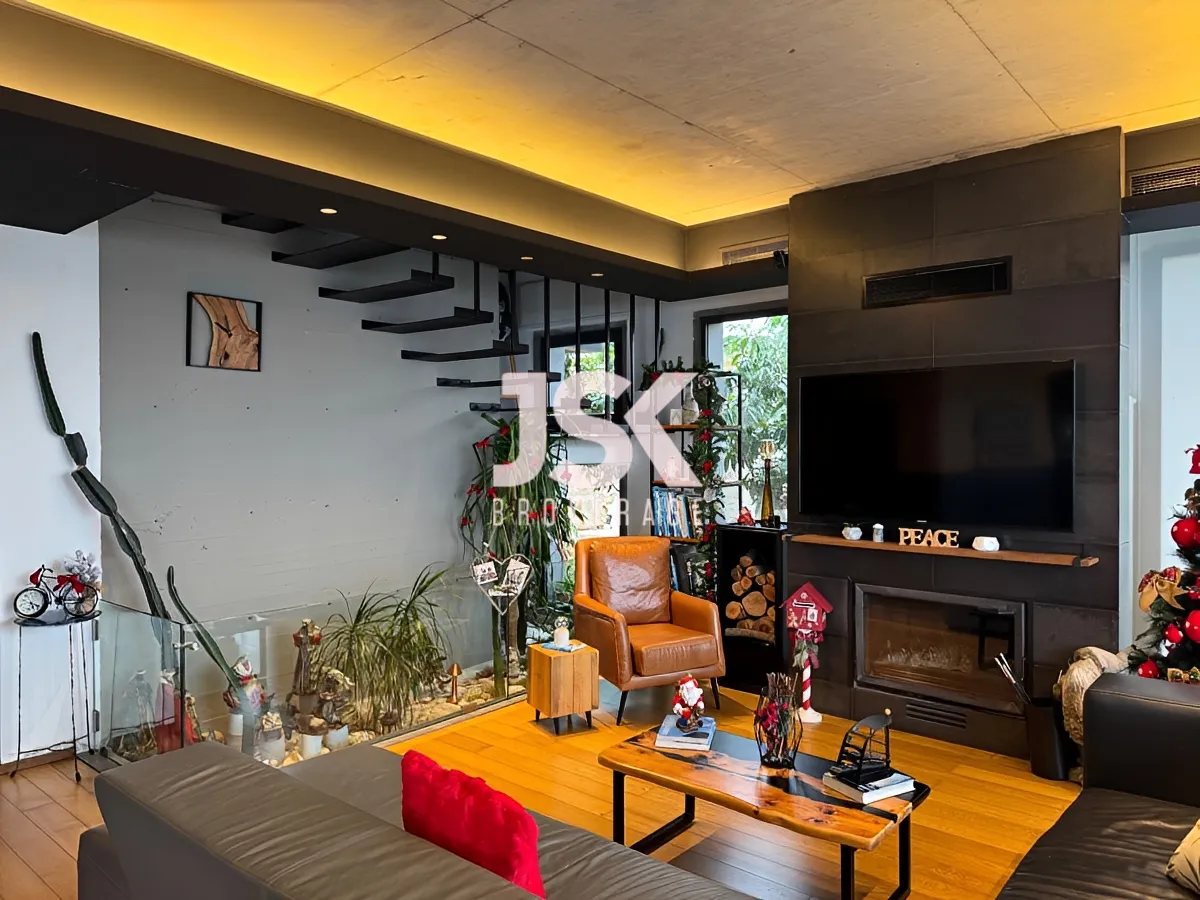 Villa for Sale in Batroun, Lebanon - 5 bed, 10 bath