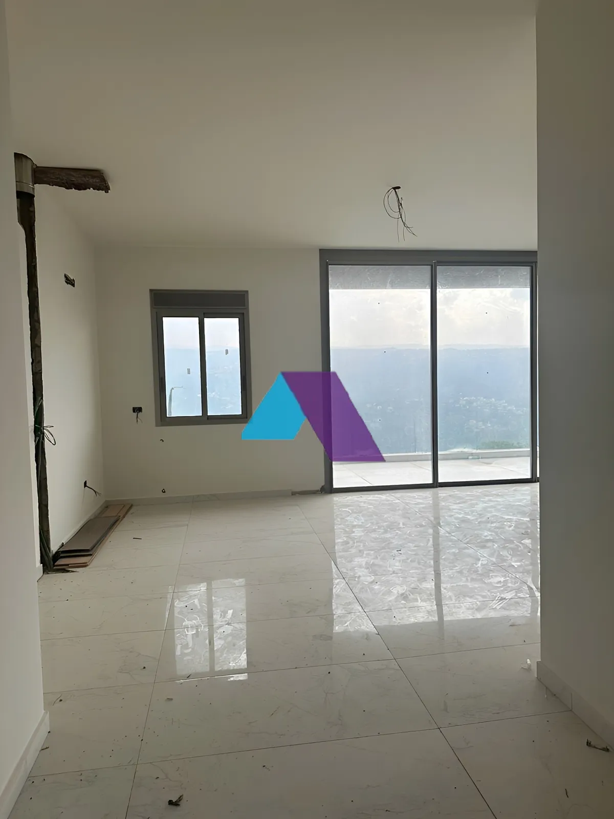 Apartment for Sale in Broummana - 3 bed, 4 bath