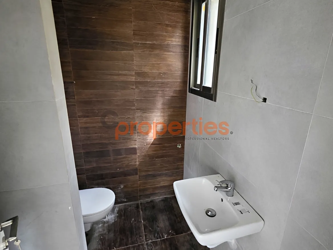 Apartment for Sale in Ain Saadeh