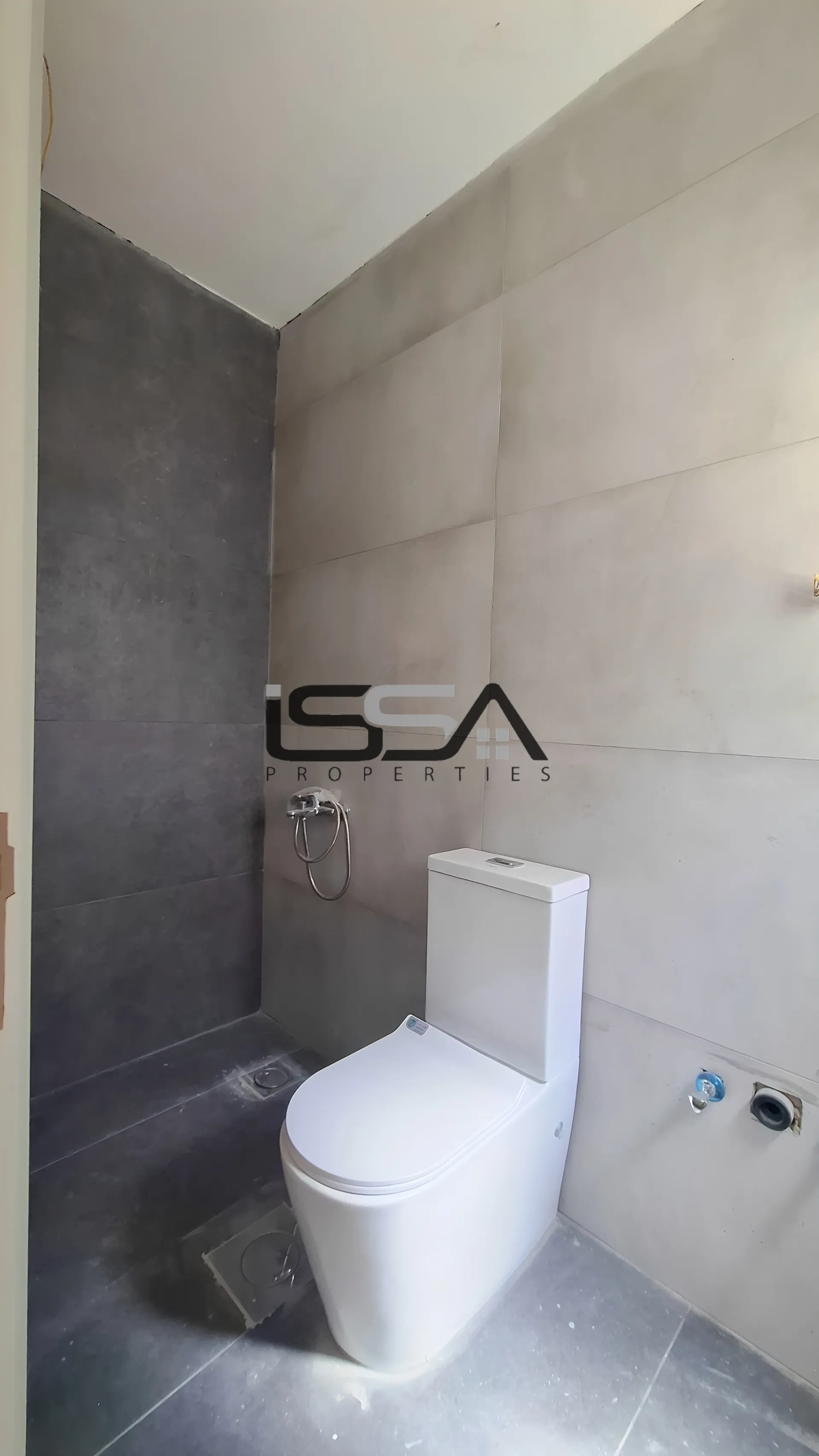 Apartment for sale in Zikrit, lebanon