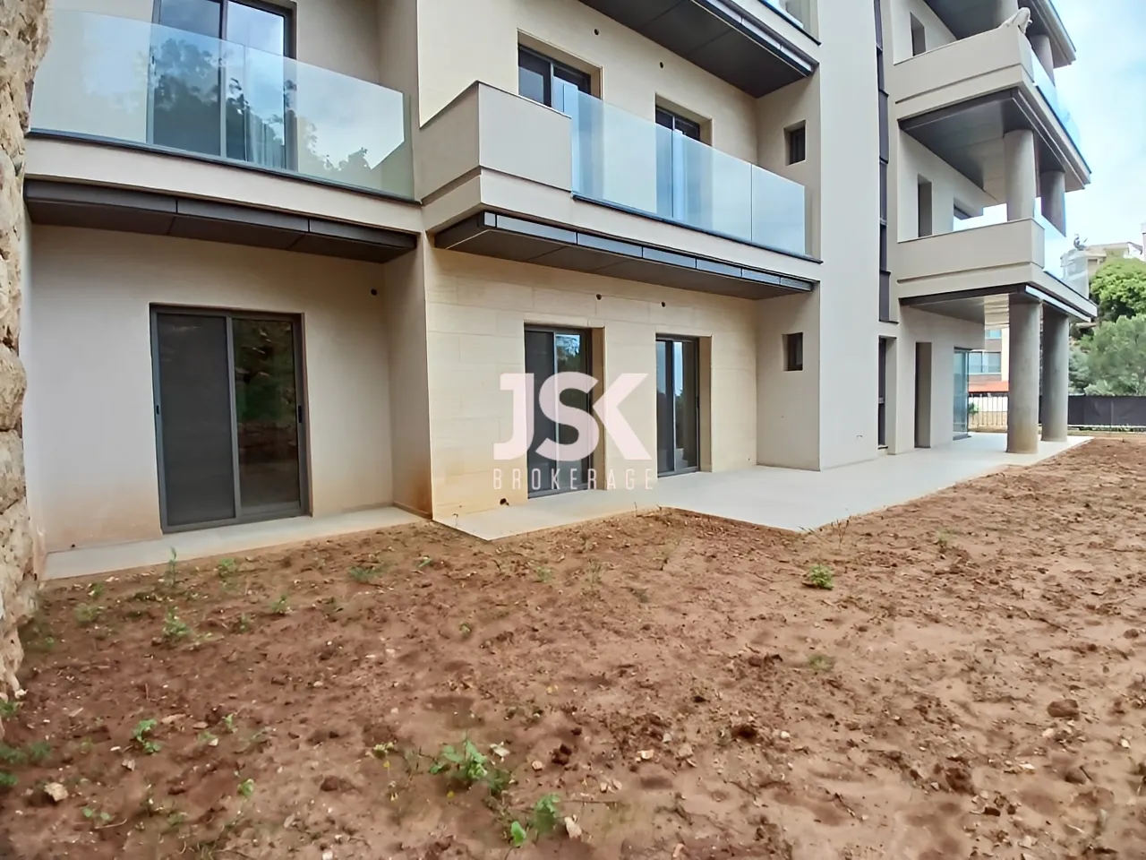 Apartment for Sale in Roumieh